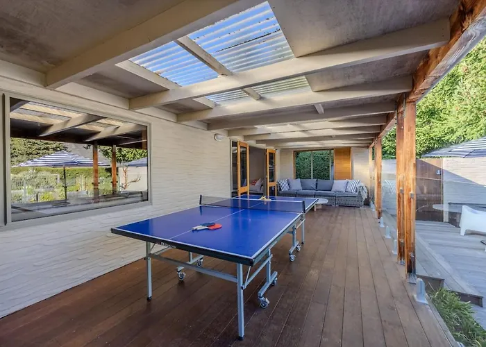 Ferienhaus Lakeside Serenity At Eely Point With Pool *