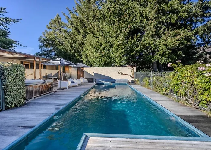 Lakeside Serenity At Eely Point With Pool *