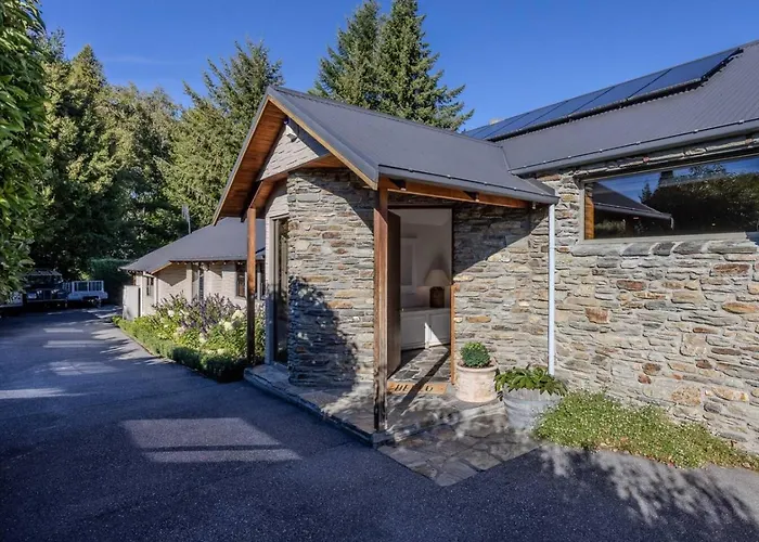 Lakeside Serenity At Eely Point With Pool *